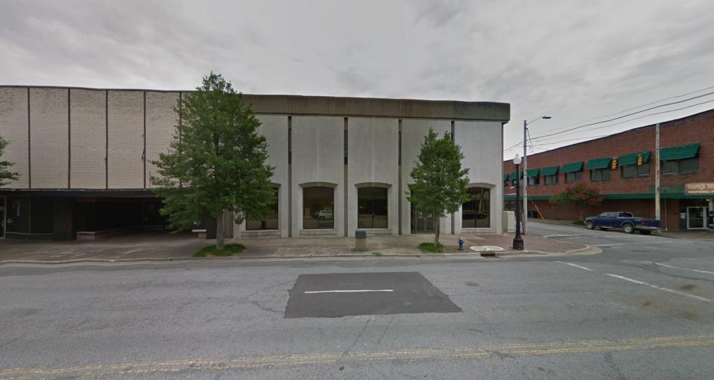 Lenoir County Register of Deeds in Kinston, North Carolina