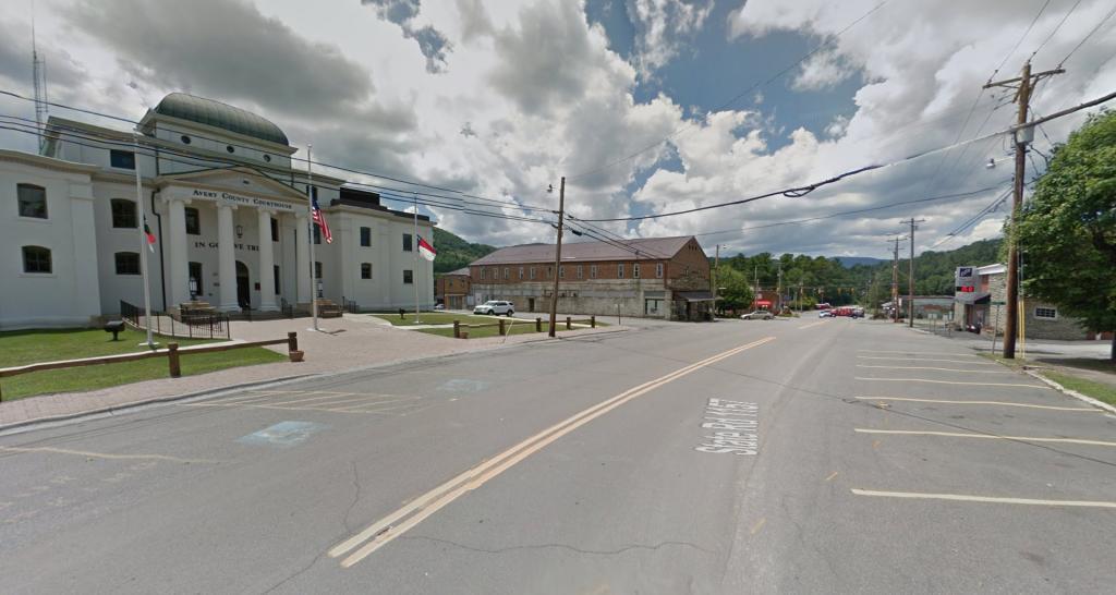 Avery County Register of Deeds in Newland, North Carolina